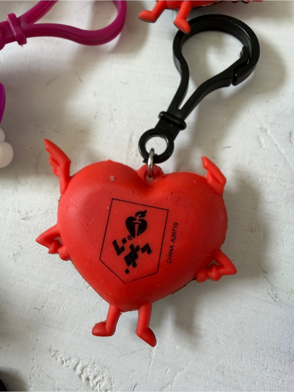 American Heart Challenge Keychain Ducks Heart Dinosaur - Picture 7 of 9